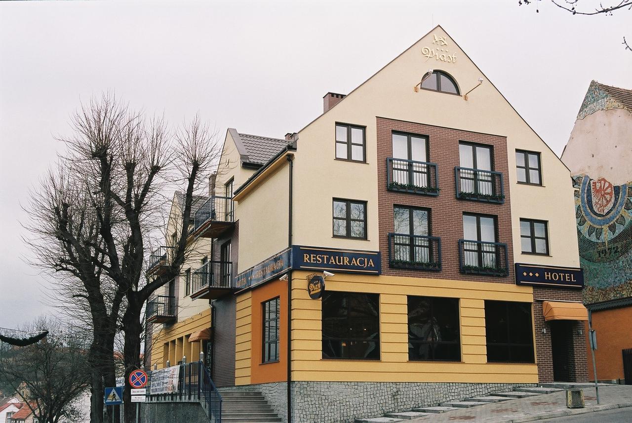 Hotel Piast Cedynia Exterior photo